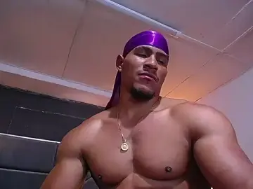 Stripchat Sex Cam of teddyfit19cm