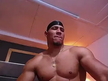 Stripchat Sex Cam of teddyfit19cm