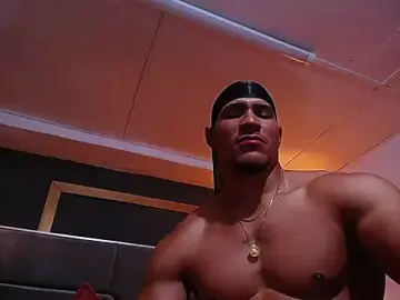 Stripchat Live Porn of teddyfit19cm
