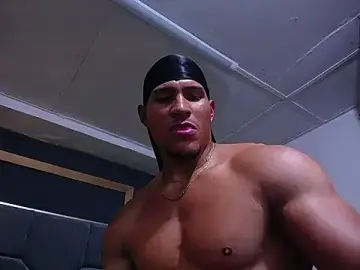 Stripchat Adult Webcam of teddyfit19cm