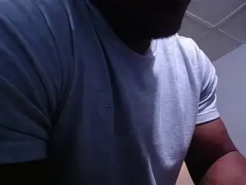 Stripchat Adult Webcam of teddyfit19cm