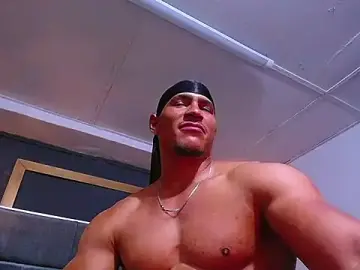 Stripchat Free Live Porn of teddyfit19cm