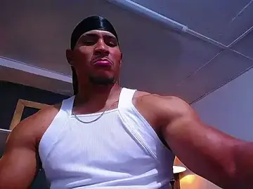 Stripchat Watch Live Sex Cams of teddyfit19cm