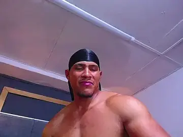 Stripchat Watch Live Sex Cams of teddyfit19cm