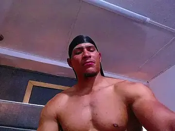 Stripchat Watch Live Sex Cams of teddyfit19cm