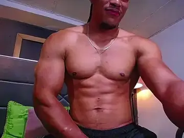 Stripchat Sex Cam of teddyfit19cm