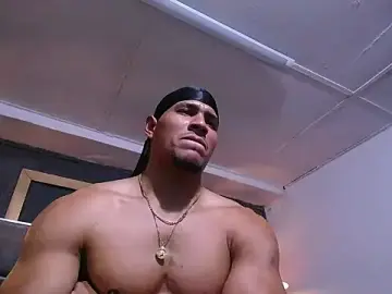 Stripchat Free Porn Cam of teddyfit19cm