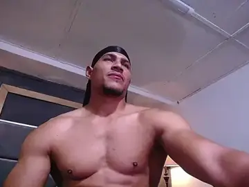 Stripchat Sex Cam of teddyfit19cm