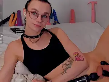 Stripchat Nude Webcam of KatashiSenpai