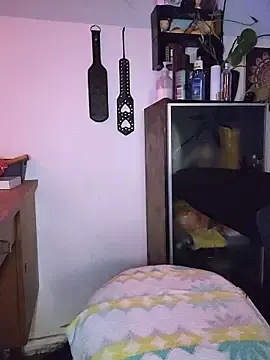 Stripchat Live Sex Cam of Smokaxhontas