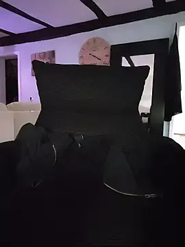 Stripchat Free Porn Cam of Smokaxhontas