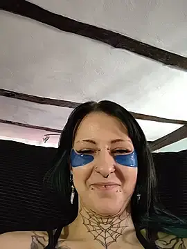 Stripchat Adult Webcam of Smokaxhontas