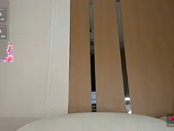 Stripchat Best live sex cam show of Zirael_swan