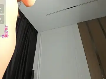 Stripchat Best live sex cam show of Zirael_swan