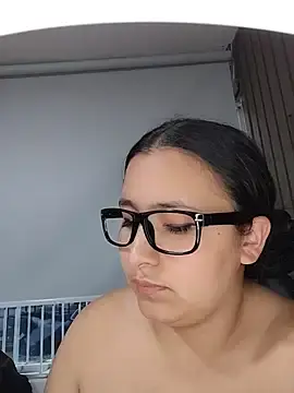 Stripchat Sex Cam of Cute_Penelope