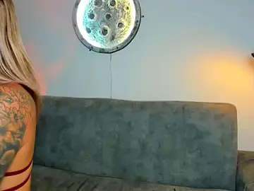 Stripchat Live Sex of kendal_scott1