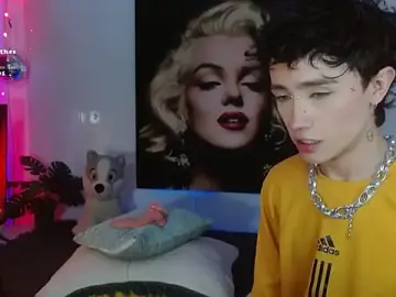 Stripchat Nude Webcam of maxiy_001