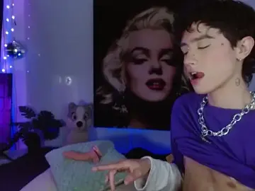 Stripchat Sex Cam of maxiy_001