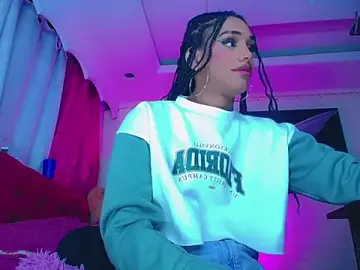 Stripchat Live Porn of NahomiCamper