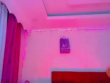 Stripchat Best live sex cam show of NahomiCamper