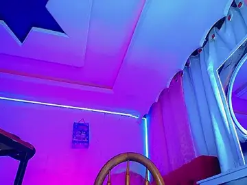 Stripchat Live Porn of NahomiCamper