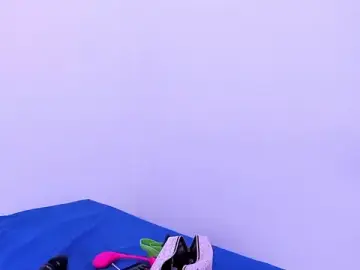 Stripchat Sex Cam of Renata_reyes11