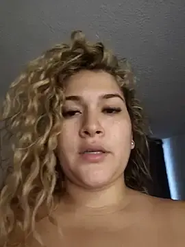 Stripchat Nude Webcam of Sara_smiiith211