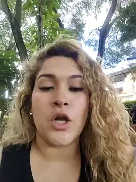 Stripchat Live Porn of Sara_smiiith211