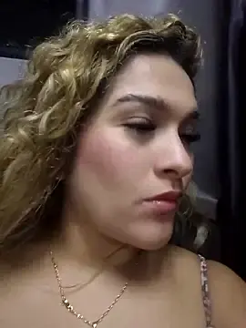 Stripchat Live Sex of Sara_smiiith211