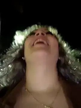 Stripchat Watch Live Sex Cams of Sara_smiiith211