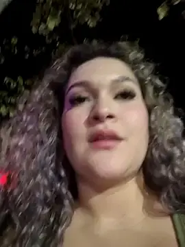 Stripchat Sex Chat of Sara_smiiith211