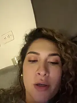 Stripchat Live Porn of Sara_smiiith211