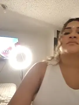 Stripchat Watch Live Sex Cams of Sara_smiiith211