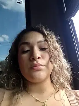 Stripchat Live Porn of Sara_smiiith211