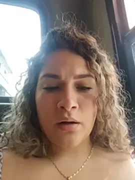 Stripchat Nude Webcam of Sara_smiiith211