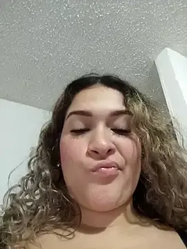 Stripchat Live Porn of Sara_smiiith211