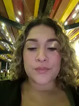 Stripchat Nude Webcam of Sara_smiiith211