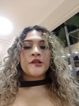 Stripchat Adult Webcam of Sara_smiiith211
