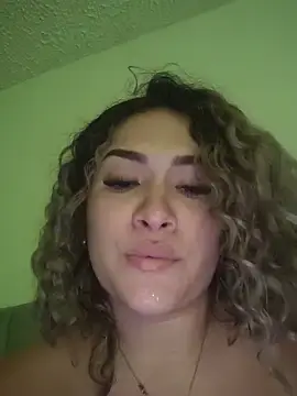 Stripchat Free Porn Cam of Sara_smiiith211