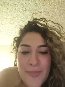 Stripchat Watch Live Sex Cams of Sara_smiiith211