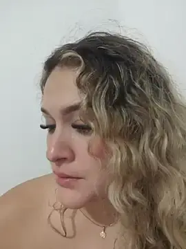 Stripchat Best live sex cam show of Sara_smiiith211