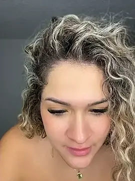 Stripchat Live Porn of Sara_smiiith211