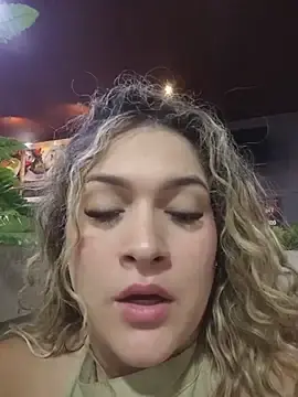 Stripchat Best Webcam of Sara_smiiith211