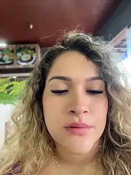 Stripchat Live Porn of Sara_smiiith211