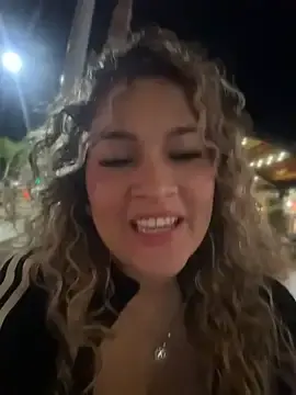 Stripchat Best live sex cam show of Sara_smiiith211