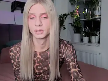 Stripchat Sex Cam of huge_vee