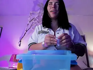 Stripchat Adult Webcams of emy_williams