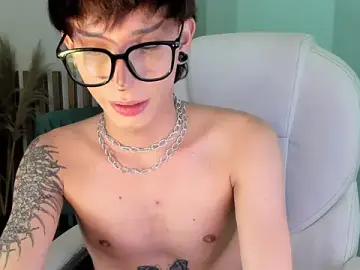 Stripchat Sex Chat of AndyWiilliams