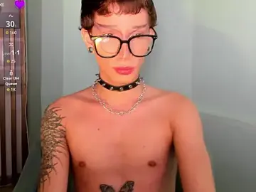 Stripchat Watch Live Sex Cams of AndyWiilliams