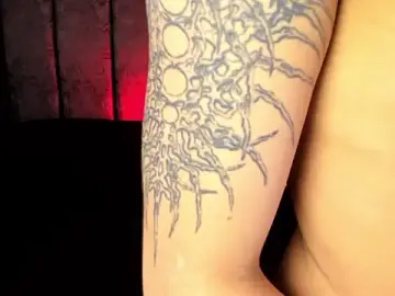 Stripchat Live Sex Cam of AndyWiilliams